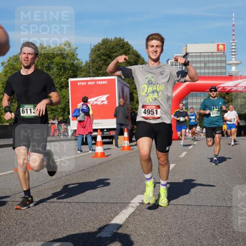 07.09.2025 - BARMER Alsterlauf Yannick Fuchs http://msf.ph/oto/8756125 07.09.2025 09:38:08 Laufen 6113, 4951, 2125, 8015, 255 meine-sportfotos.de