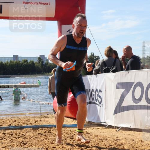07.09.2025 - 19. Norderstedt Triathlon Luisa Fischer http://msf.ph/oto/8756189 07.09.2025 11:45:40 Schwimmen 696, 850 meine-sportfotos.de