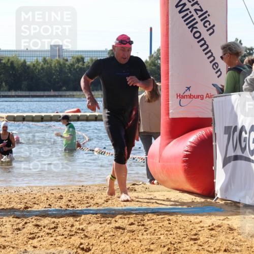 07.09.2025 - 19. Norderstedt Triathlon Luisa Fischer http://msf.ph/oto/8756244 07.09.2025 11:45:51 Schwimmen 727, 780 meine-sportfotos.de