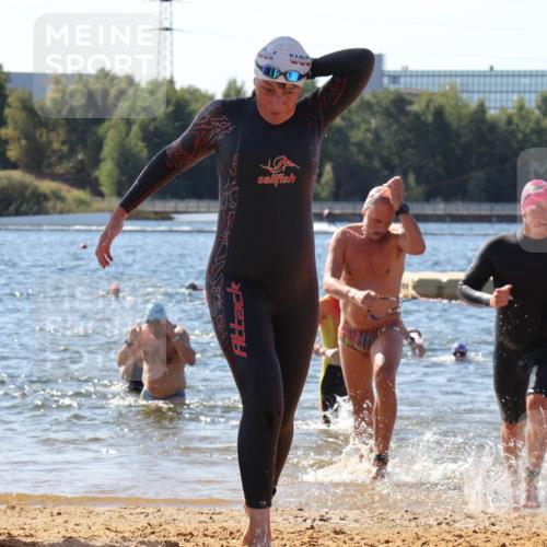07.09.2025 - 19. Norderstedt Triathlon Luisa Fischer http://msf.ph/oto/8756416 07.09.2025 11:46:03 Schwimmen 213, 715, 727, 780, 1247 meine-sportfotos.de