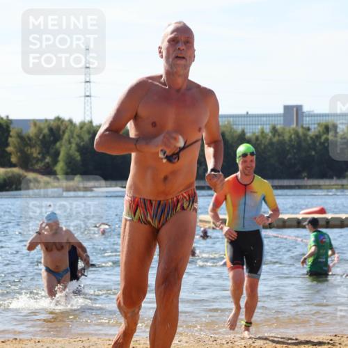 07.09.2025 - 19. Norderstedt Triathlon Luisa Fischer http://msf.ph/oto/8756484 07.09.2025 11:46:08 Schwimmen 182, 213, 715, 780, 1247, 1329 meine-sportfotos.de