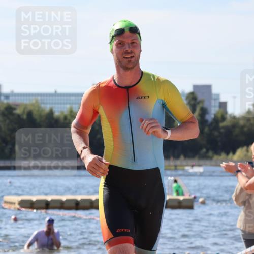 07.09.2025 - 19. Norderstedt Triathlon Luisa Fischer http://msf.ph/oto/8756508 07.09.2025 11:46:10 Schwimmen 169, 182, 213, 715, 1247, 1329 meine-sportfotos.de
