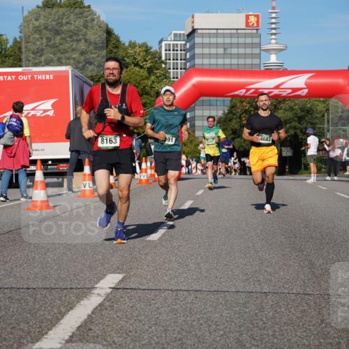 07.09.2025 - BARMER Alsterlauf Yannick Fuchs http://msf.ph/oto/8756524 07.09.2025 09:38:19 Laufen 8163, 391, 6262, 4683 meine-sportfotos.de