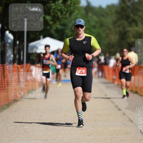 07.09.2025 - 19. Norderstedt Triathlon Michael Strokosch http://msf.ph/oto/8756601 07.09.2025 12:04:02 Laufen 279, 1183 meine-sportfotos.de