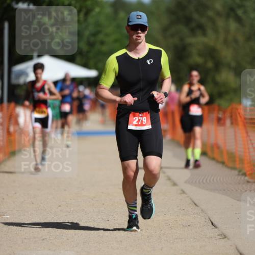 07.09.2025 - 19. Norderstedt Triathlon Michael Strokosch http://msf.ph/oto/8756656 07.09.2025 12:04:03 Laufen 279, 1183 meine-sportfotos.de