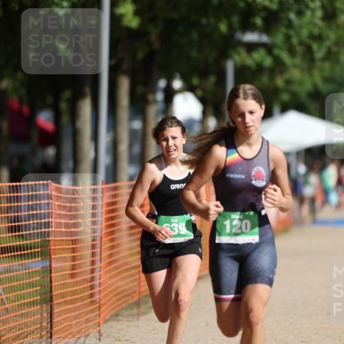 07.09.2025 - 19. Norderstedt Triathlon Michael Strokosch http://msf.ph/oto/8756661 07.09.2025 11:01:16 Laufen 120, 639 meine-sportfotos.de