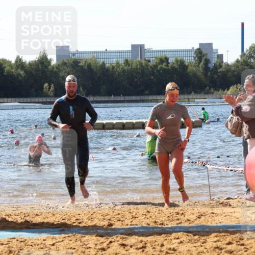 07.09.2025 - 19. Norderstedt Triathlon Luisa Fischer http://msf.ph/oto/8756723 07.09.2025 11:46:30 Schwimmen 244, 258, 724, 737 meine-sportfotos.de