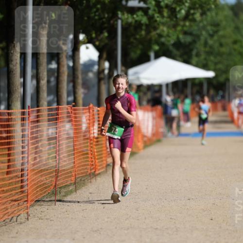 07.09.2025 - 19. Norderstedt Triathlon Michael Strokosch http://msf.ph/oto/8756751 07.09.2025 11:01:36 Laufen 74 meine-sportfotos.de