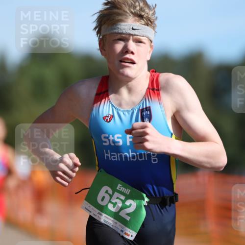 07.09.2025 - 19. Norderstedt Triathlon Michael Strokosch http://msf.ph/oto/8756785 07.09.2025 10:42:34 Laufen 652, 672, 686 meine-sportfotos.de