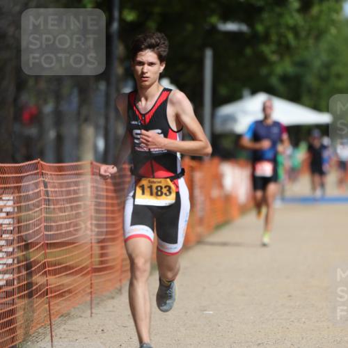 07.09.2025 - 19. Norderstedt Triathlon Michael Strokosch http://msf.ph/oto/8756811 07.09.2025 12:04:08 Laufen 279, 1183, 1278, 1306 meine-sportfotos.de