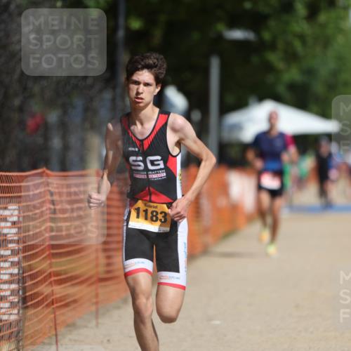 07.09.2025 - 19. Norderstedt Triathlon Michael Strokosch http://msf.ph/oto/8756824 07.09.2025 12:04:08 Laufen 279, 1183, 1278, 1306 meine-sportfotos.de