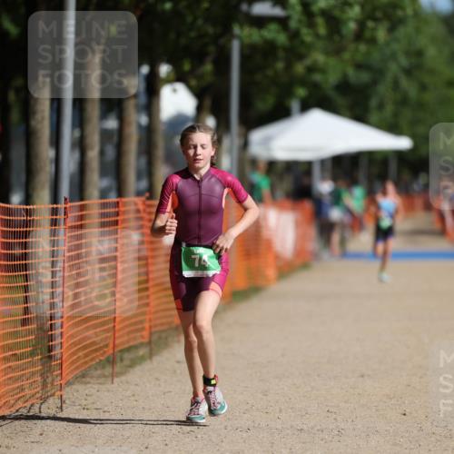 07.09.2025 - 19. Norderstedt Triathlon Michael Strokosch http://msf.ph/oto/8756835 07.09.2025 11:01:38 Laufen 74 meine-sportfotos.de