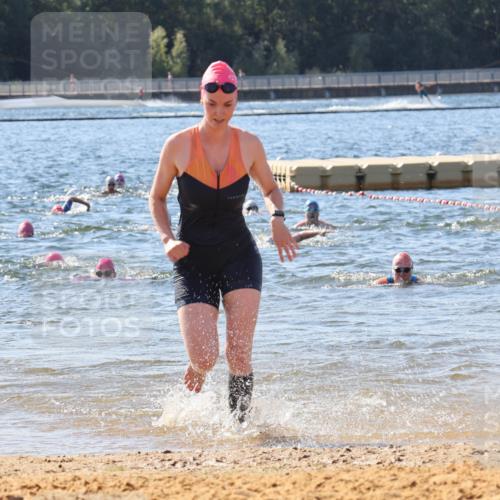 07.09.2025 - 19. Norderstedt Triathlon Luisa Fischer http://msf.ph/oto/8756843 07.09.2025 11:46:37 Schwimmen 244, 258, 724, 737, 1251 meine-sportfotos.de