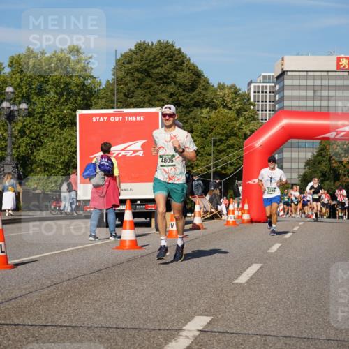 07.09.2025 - BARMER Alsterlauf Yannick Fuchs http://msf.ph/oto/8756931 07.09.2025 09:38:30 Laufen 4805, 2349 meine-sportfotos.de