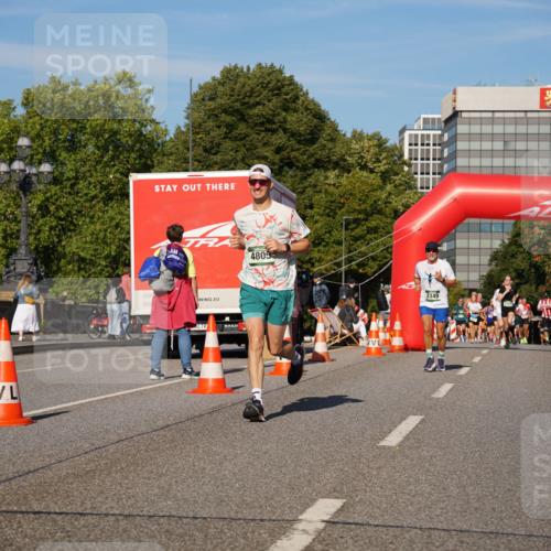 07.09.2025 - BARMER Alsterlauf Yannick Fuchs http://msf.ph/oto/8756939 07.09.2025 09:38:30 Laufen 4805, 2349 meine-sportfotos.de