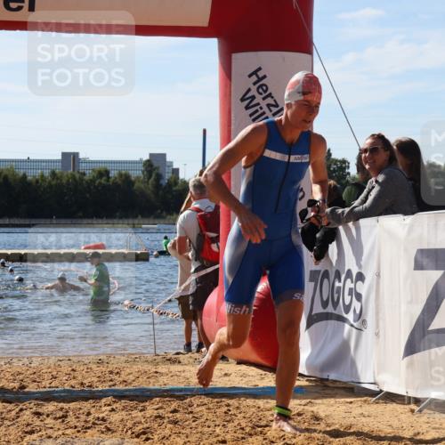 07.09.2025 - 19. Norderstedt Triathlon Luisa Fischer http://msf.ph/oto/8756979 07.09.2025 11:46:52 Schwimmen 1248, 1251, 1382 meine-sportfotos.de