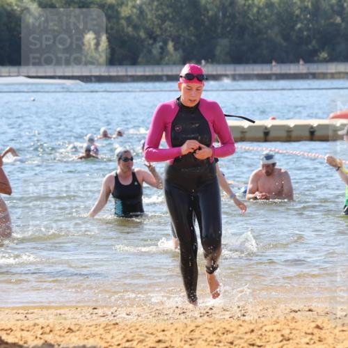 07.09.2025 - 19. Norderstedt Triathlon Luisa Fischer http://msf.ph/oto/8757018 07.09.2025 11:46:56 Schwimmen 293, 721, 1248, 1382 meine-sportfotos.de