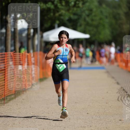 07.09.2025 - 19. Norderstedt Triathlon Michael Strokosch http://msf.ph/oto/8757024 07.09.2025 11:01:46 Laufen 111 meine-sportfotos.de