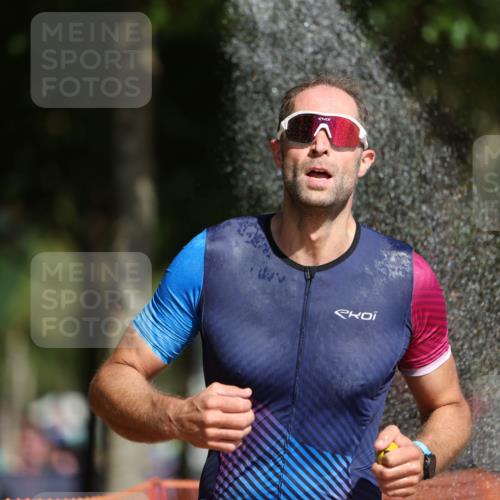 07.09.2025 - 19. Norderstedt Triathlon Michael Strokosch http://msf.ph/oto/8757148 07.09.2025 12:04:16 Laufen 1278, 1306 meine-sportfotos.de