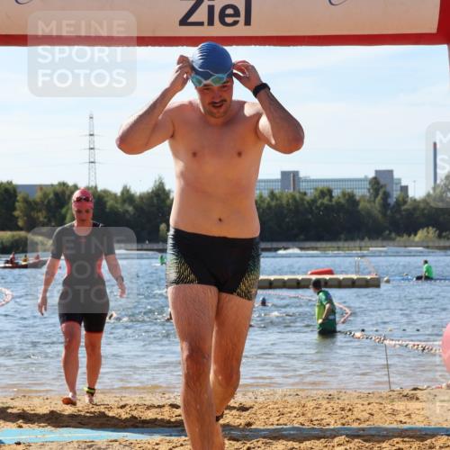07.09.2025 - 19. Norderstedt Triathlon Luisa Fischer http://msf.ph/oto/8757311 07.09.2025 11:47:16 Schwimmen 150, 156, 176, 189, 701, 1290, 1338 meine-sportfotos.de