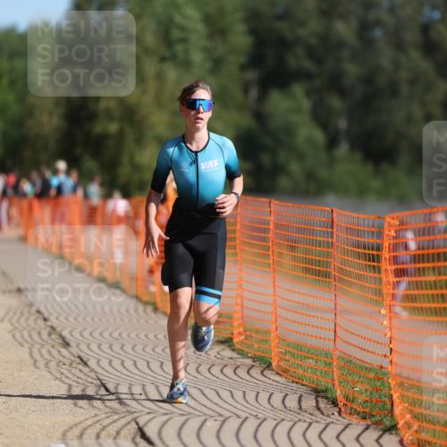 07.09.2025 - 19. Norderstedt Triathlon Michael Strokosch http://msf.ph/oto/8757321 07.09.2025 10:43:09 Laufen 685 meine-sportfotos.de