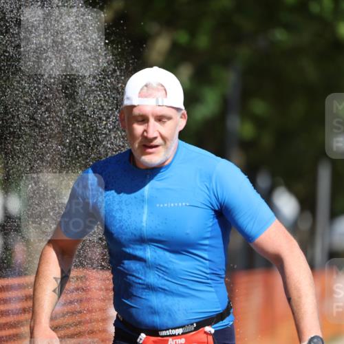 07.09.2025 - 19. Norderstedt Triathlon Michael Strokosch http://msf.ph/oto/8757380 07.09.2025 12:04:31 Laufen 191, 303, 736, 819 meine-sportfotos.de