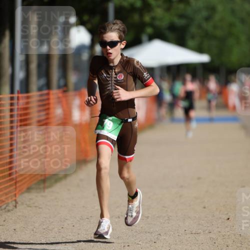 07.09.2025 - 19. Norderstedt Triathlon Michael Strokosch http://msf.ph/oto/8757451 07.09.2025 11:03:20 Laufen 79 meine-sportfotos.de