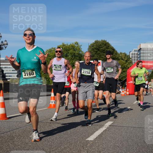 07.09.2025 - BARMER Alsterlauf Yannick Fuchs http://msf.ph/oto/8757458 07.09.2025 09:38:50 Laufen 3160, 3874, 229, 435, 2935, 2258, 4224, 2078 meine-sportfotos.de