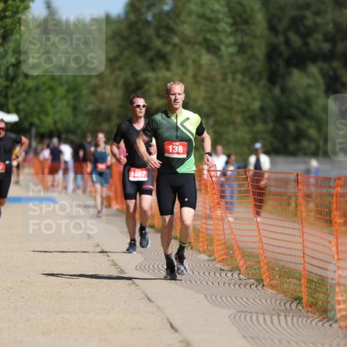 07.09.2025 - 19. Norderstedt Triathlon Michael Strokosch http://msf.ph/oto/8757511 07.09.2025 12:04:37 Laufen 138, 1357 meine-sportfotos.de