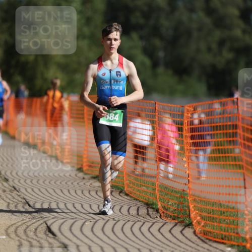 07.09.2025 - 19. Norderstedt Triathlon Michael Strokosch http://msf.ph/oto/8757524 07.09.2025 10:43:22 Laufen 684 meine-sportfotos.de