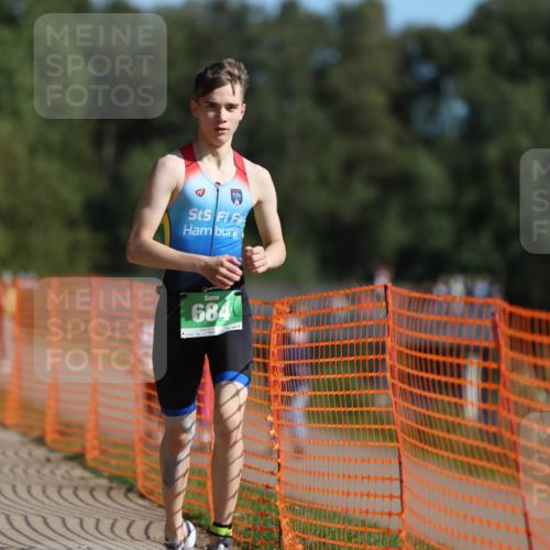 07.09.2025 - 19. Norderstedt Triathlon Michael Strokosch http://msf.ph/oto/8757562 07.09.2025 10:43:23 Laufen 676, 684 meine-sportfotos.de