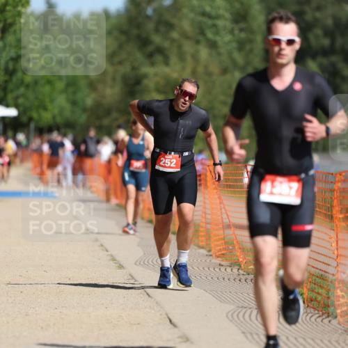 07.09.2025 - 19. Norderstedt Triathlon Michael Strokosch http://msf.ph/oto/8757686 07.09.2025 12:04:42 Laufen 138, 252, 1357 meine-sportfotos.de