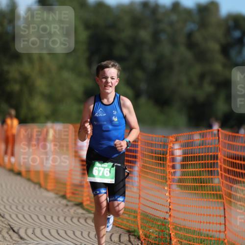 07.09.2025 - 19. Norderstedt Triathlon Michael Strokosch http://msf.ph/oto/8757755 07.09.2025 10:43:28 Laufen 676, 684 meine-sportfotos.de