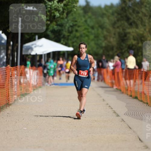 07.09.2025 - 19. Norderstedt Triathlon Michael Strokosch http://msf.ph/oto/8757756 07.09.2025 12:04:47 Laufen 252, 773, 1357 meine-sportfotos.de