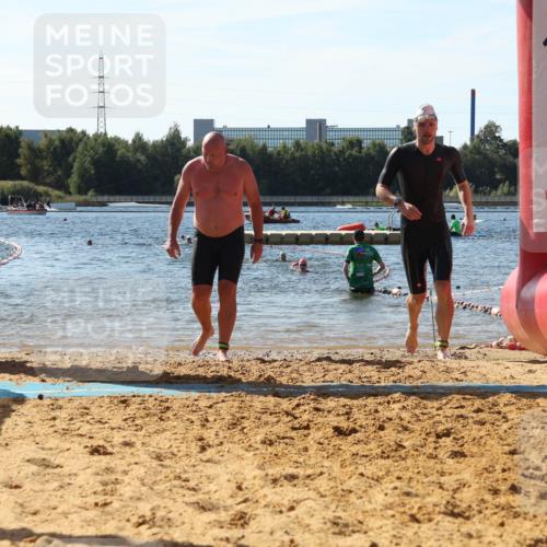 07.09.2025 - 19. Norderstedt Triathlon Luisa Fischer http://msf.ph/oto/8757777 07.09.2025 11:48:09 Schwimmen 227, 260, 1397 meine-sportfotos.de