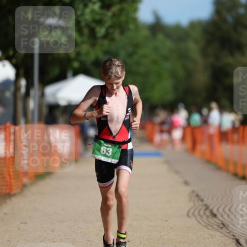07.09.2025 - 19. Norderstedt Triathlon Michael Strokosch http://msf.ph/oto/8757902 07.09.2025 11:03:33 Laufen 63, 113 meine-sportfotos.de