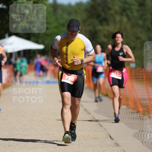 07.09.2025 - 19. Norderstedt Triathlon Michael Strokosch http://msf.ph/oto/8757985 07.09.2025 12:05:10 Laufen 795, 833, 834, 1333 meine-sportfotos.de
