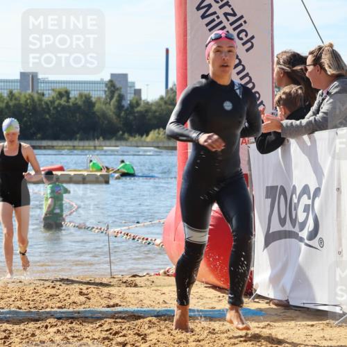 07.09.2025 - 19. Norderstedt Triathlon Luisa Fischer http://msf.ph/oto/8758027 07.09.2025 11:48:48 Schwimmen 208, 767, 1242 meine-sportfotos.de