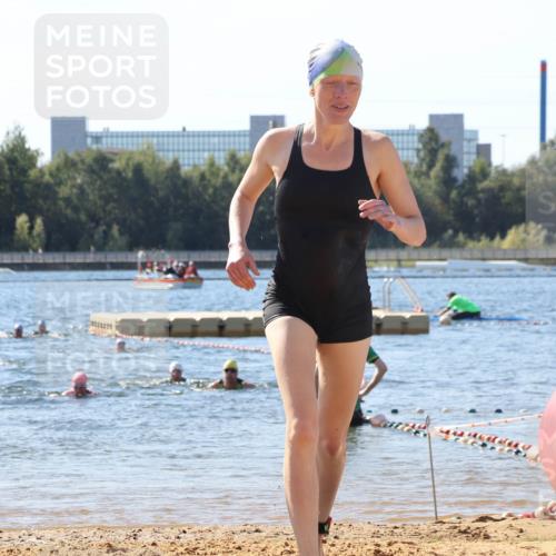 07.09.2025 - 19. Norderstedt Triathlon Luisa Fischer http://msf.ph/oto/8758053 07.09.2025 11:48:50 Schwimmen 208, 767, 1242 meine-sportfotos.de