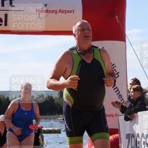 07.09.2025 - 19. Norderstedt Triathlon Luisa Fischer http://msf.ph/oto/8758120 07.09.2025 11:49:14 Schwimmen 217, 290, 709, 725 meine-sportfotos.de