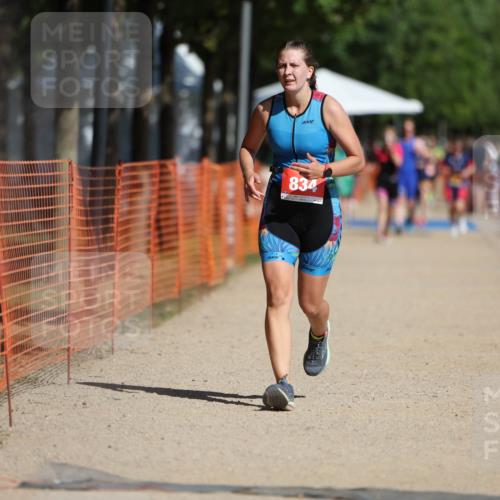 07.09.2025 - 19. Norderstedt Triathlon Michael Strokosch http://msf.ph/oto/8758147 07.09.2025 12:05:16 Laufen 795, 833, 834, 1333 meine-sportfotos.de