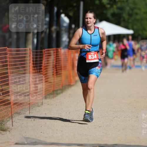 07.09.2025 - 19. Norderstedt Triathlon Michael Strokosch http://msf.ph/oto/8758162 07.09.2025 12:05:16 Laufen 795, 833, 834, 1333 meine-sportfotos.de