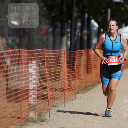 07.09.2025 - 19. Norderstedt Triathlon Michael Strokosch http://msf.ph/oto/8758179 07.09.2025 12:05:16 Laufen 795, 833, 834, 1333 meine-sportfotos.de