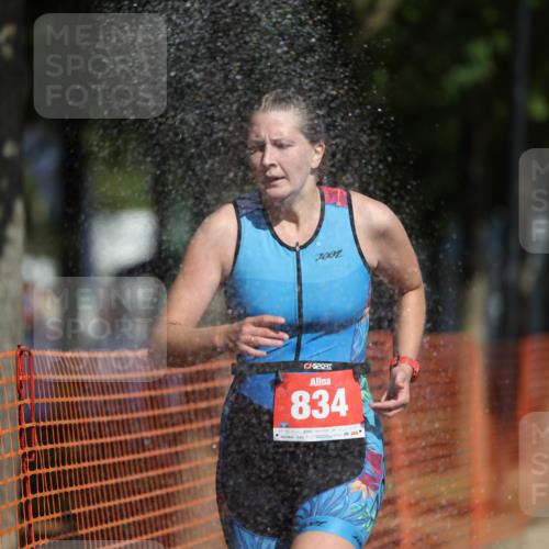 07.09.2025 - 19. Norderstedt Triathlon Michael Strokosch http://msf.ph/oto/8758223 07.09.2025 12:05:19 Laufen 833, 834, 1333 meine-sportfotos.de