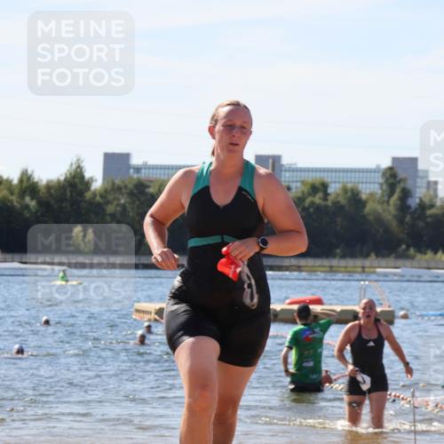 07.09.2025 - 19. Norderstedt Triathlon Luisa Fischer http://msf.ph/oto/8758234 07.09.2025 11:49:36 Schwimmen 248, 1268 meine-sportfotos.de