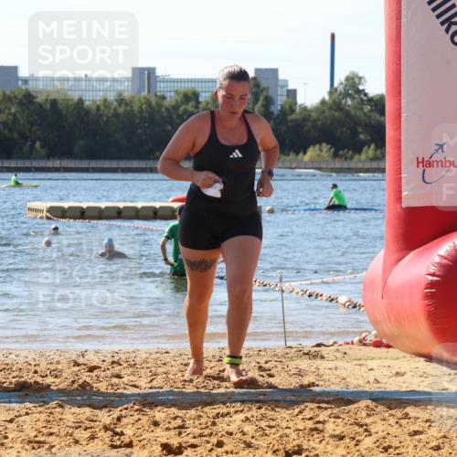 07.09.2025 - 19. Norderstedt Triathlon Luisa Fischer http://msf.ph/oto/8758321 07.09.2025 11:49:42 Schwimmen 248, 1268 meine-sportfotos.de
