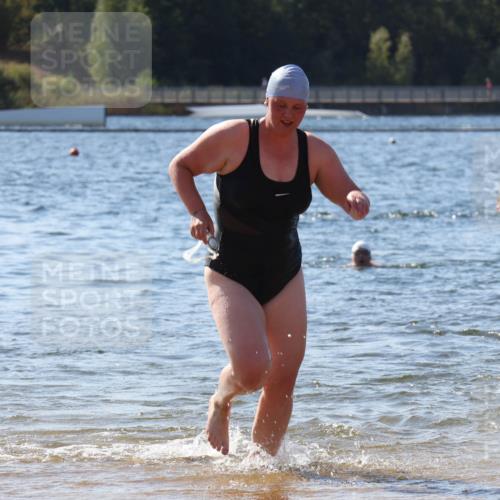 07.09.2025 - 19. Norderstedt Triathlon Luisa Fischer http://msf.ph/oto/8758358 07.09.2025 11:50:01 Schwimmen 757 meine-sportfotos.de
