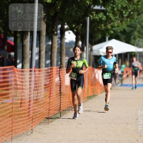 07.09.2025 - 19. Norderstedt Triathlon Michael Strokosch http://msf.ph/oto/8758426 07.09.2025 11:04:30 Laufen 110, 650 meine-sportfotos.de