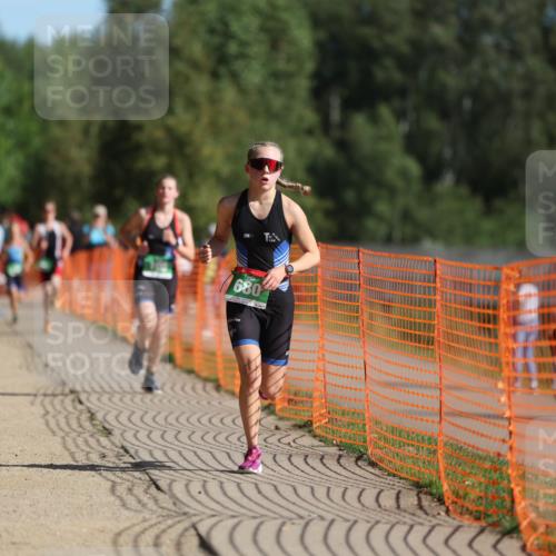 07.09.2025 - 19. Norderstedt Triathlon Michael Strokosch http://msf.ph/oto/8758456 07.09.2025 10:44:00 Laufen 109, 118, 680, 1135 meine-sportfotos.de