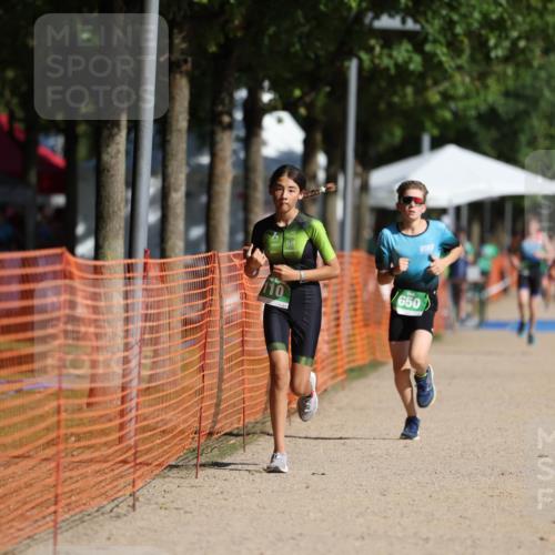 07.09.2025 - 19. Norderstedt Triathlon Michael Strokosch http://msf.ph/oto/8758459 07.09.2025 11:04:30 Laufen 110, 650 meine-sportfotos.de